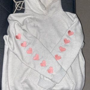 DANDY WORLDWIDE “HEART ON MY SLEEVE” HOODIE SIZE XL